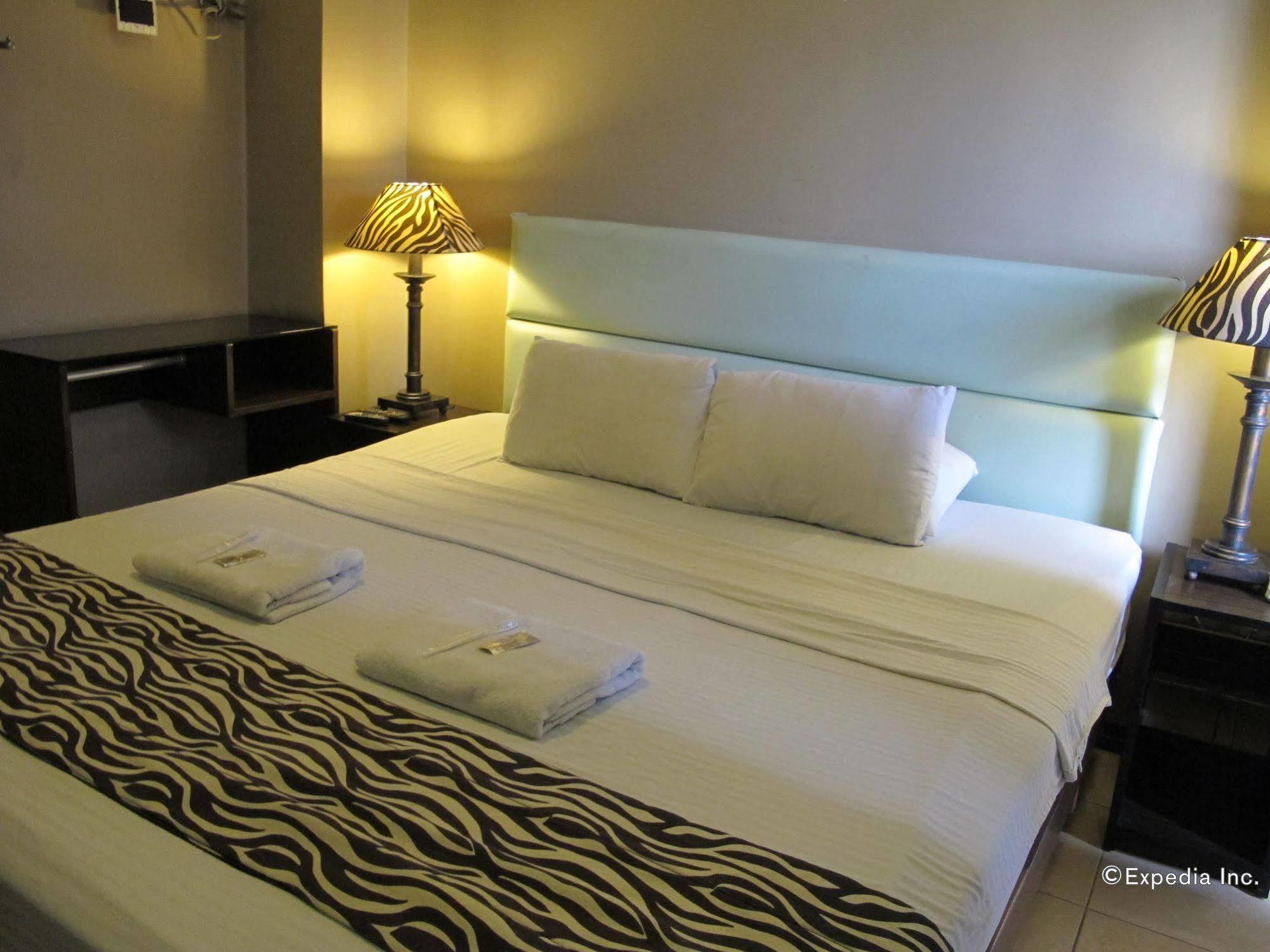 Reddoorz Plus New Era Budget Hotel Mabolo Former Reddoorz Near Landers Superstore Cebu City Eksteriør billede