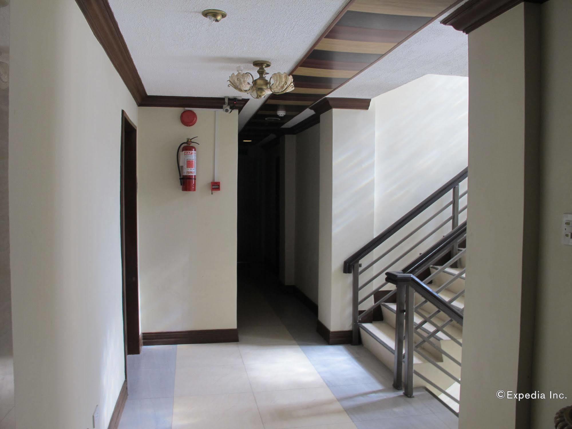 Reddoorz Plus New Era Budget Hotel Mabolo Former Reddoorz Near Landers Superstore Cebu City Eksteriør billede